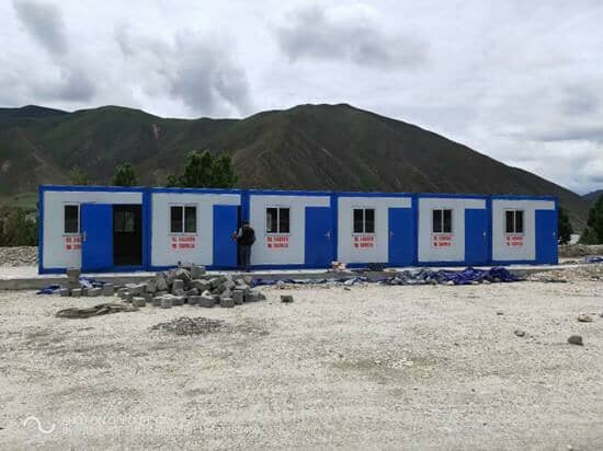 桑日县折叠集装箱活动房正面图