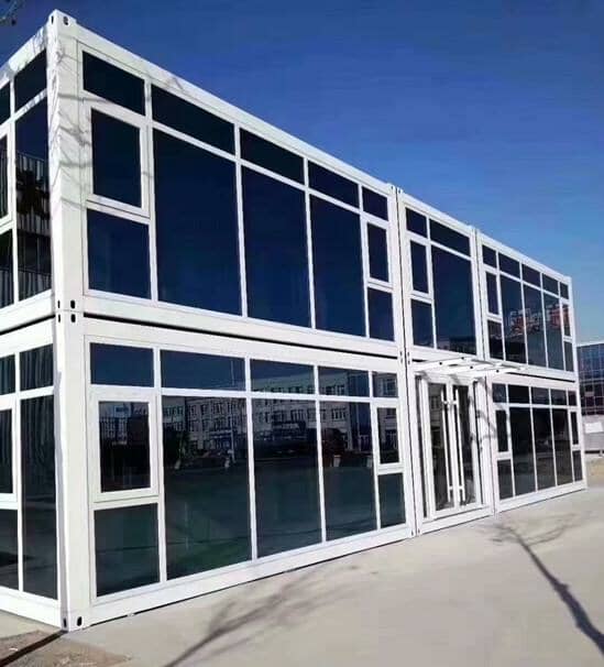 白色框架打包箱房外形图