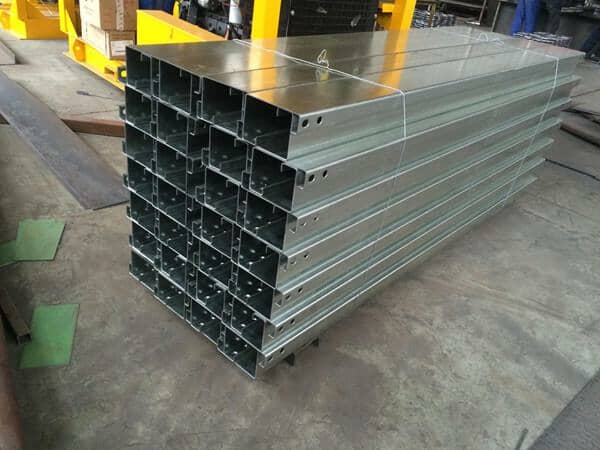 箱房角立柱平面设计图