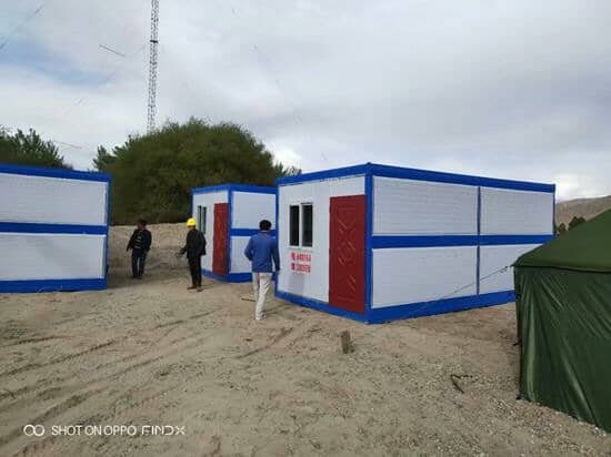 折叠箱房外部图