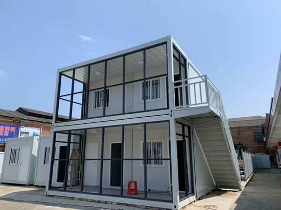 外置直通式楼梯的拆装式箱房图