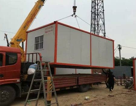 永诚集装箱活动房吊装图