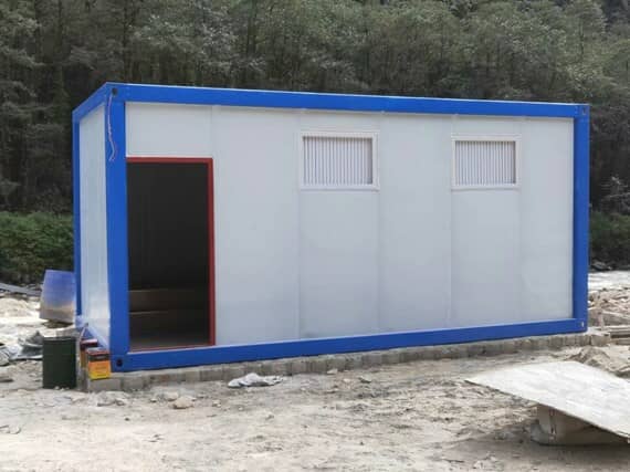 集装箱房厕所图
