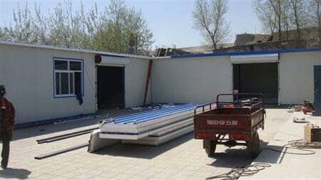 转弯90度的聚苯板彩钢房图片