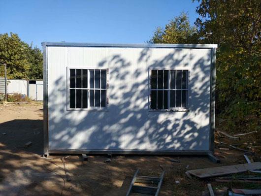 12平方米的集装箱活动房正面图