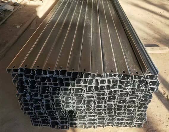 镀锌C型钢檩条图