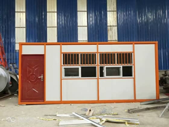 住人集装箱6米正面图