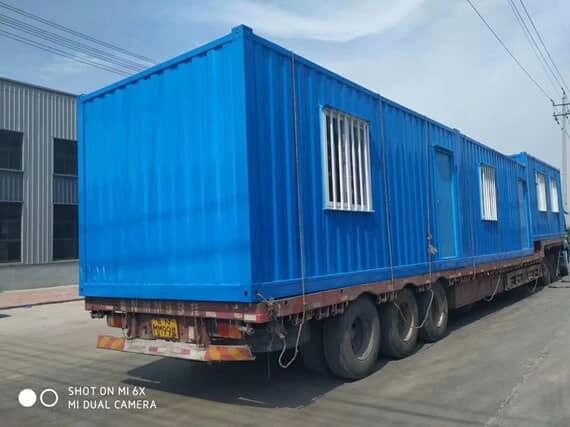 蓝色焊接瓦楞式集装箱活动板房图