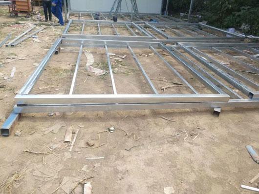 3m乘3m箱式活动房底部框架图