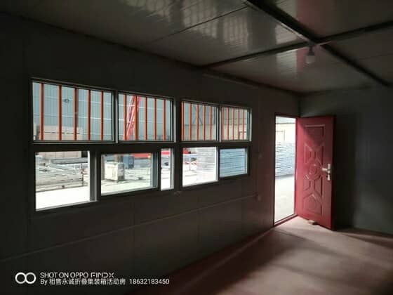 住人集装箱房室内图