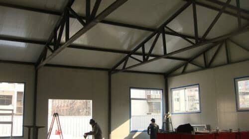 双坡人字梁钢骨架具有抗压承重性好等优点图