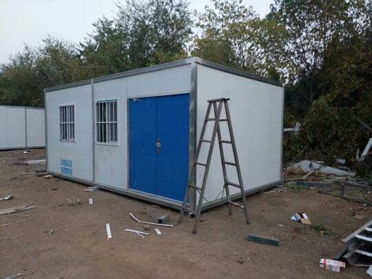 6米面开门的集装箱活动房图