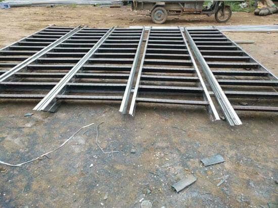 活动房二层楼梯图