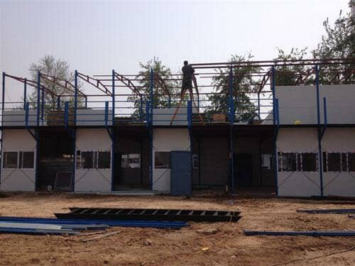 安装活动房雨蓬支架图