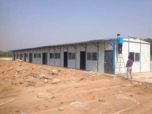 彩钢活动房屋面盖顶施工方案