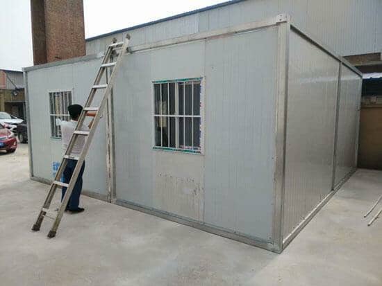 住人集装箱活动房外面图