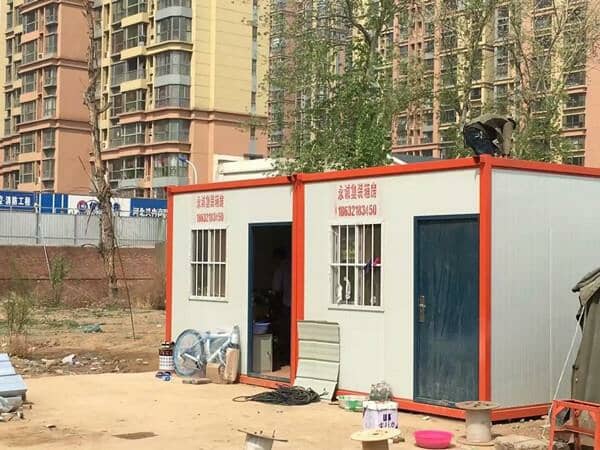 “蜗居”集装箱