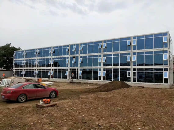 打包集装箱活动房外置玻璃幕墙图