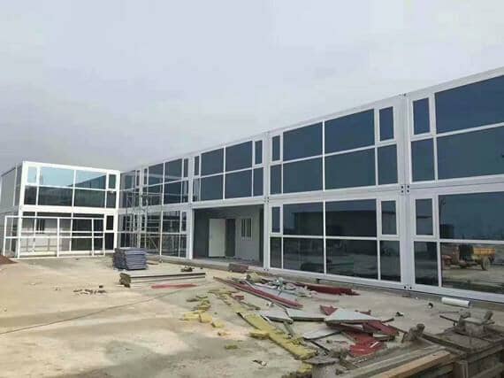 集装箱活动房做广告