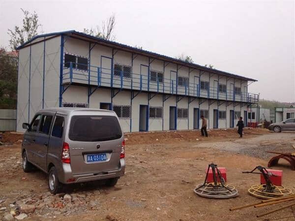 活动房防护工作在打雷闪电的时候该怎么做