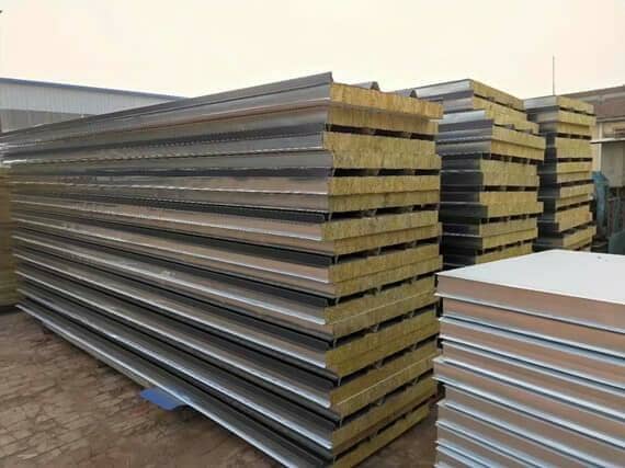 岩棉彩钢板注意防雨