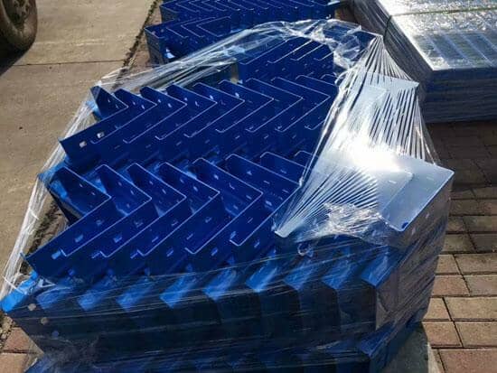 拉萨当雄县拆装式集装箱活动房安装图片案例