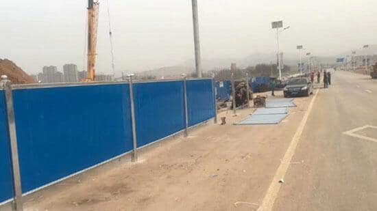 拉萨当雄县市政地铁彩钢围挡图片案例