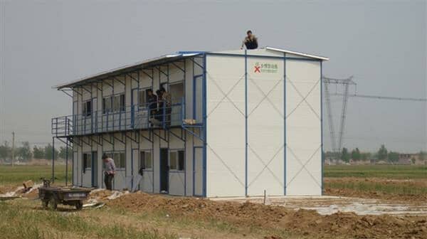 冬季气候干燥建筑工地活动板房应加强防火工作