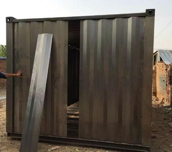 瓦楞波浪型钢板已广泛应用在集装箱活动房