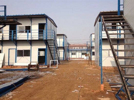 二层直通式活动板房楼梯图片大全