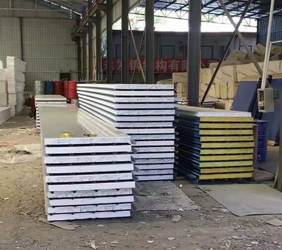 夹芯彩钢板的质量和使用寿命