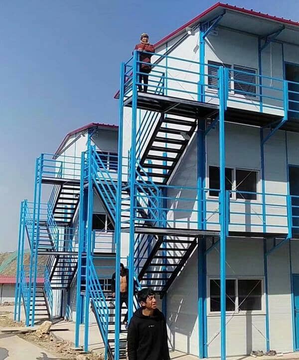 如何选择彩钢房