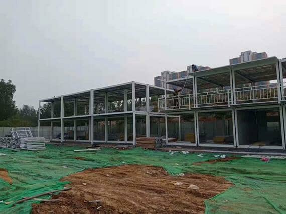 集装箱活动房里的“柜族”