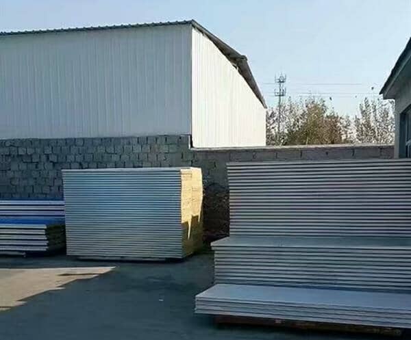 彩钢板产业链造就彩钢板村