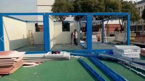 地板为防火玻镁板，厚度为14mm