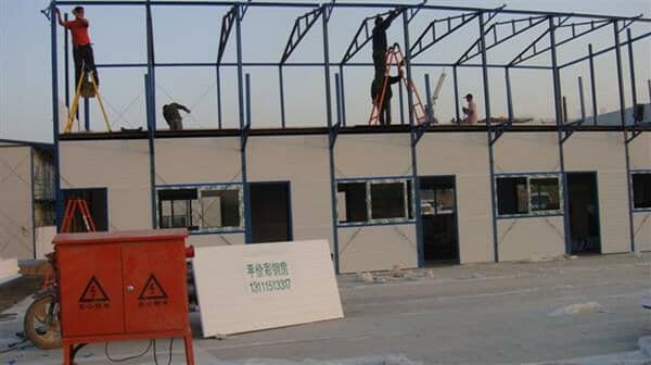 活动房卧室布置方式