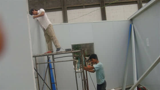 墙面彩钢板安装U型包边图