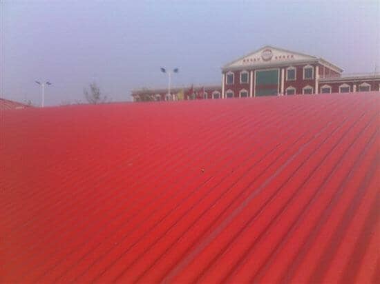 拉萨当雄县弧形彩钢车棚图片案例