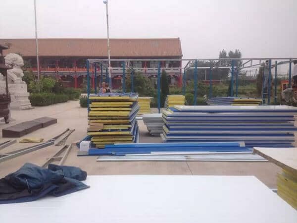 活动板房的防火等级是重要参考指标