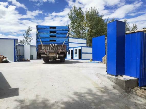 折叠集装箱活动房装车运输图