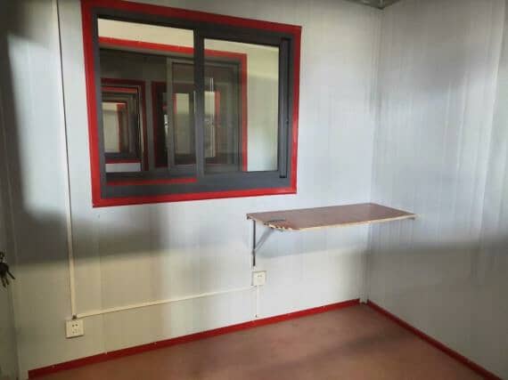 彩钢活动房室内电脑桌图