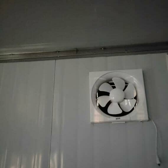 住人集装箱室内排风扇图