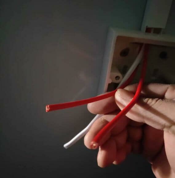 住人集装箱活动房室内电源线路图