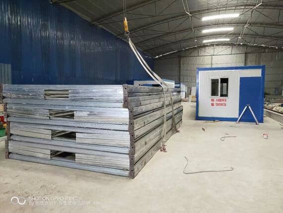 折叠房折叠压缩的框架图，每一间垂直高度为400mm